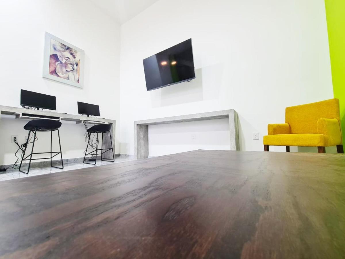 Sr Suites Zapopan Ngoại thất bức ảnh